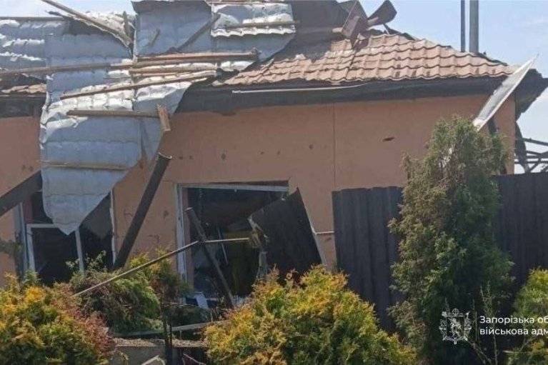За сутки в Запорожье зафиксировано более 930 вражеских обстрелов. Ранения получили 9 человек