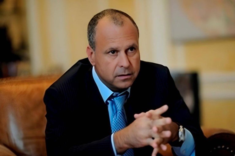 Офер Керцнер