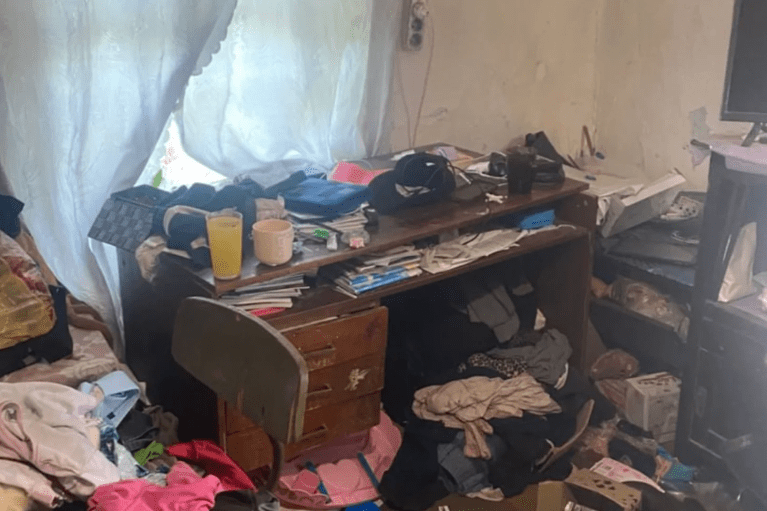 На Київщині чоловік вночі вдерся до будинку 17-річної підлітки та перерізав їй горло (ФОТО, ВІДЕО)