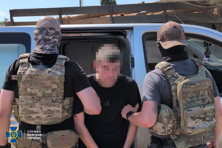 СБУ заявила о задержании в Харьковской области агента РФ, который зарегистрировал для оккупантов 27 "старлинков" (ФОТО, ВИДЕО)