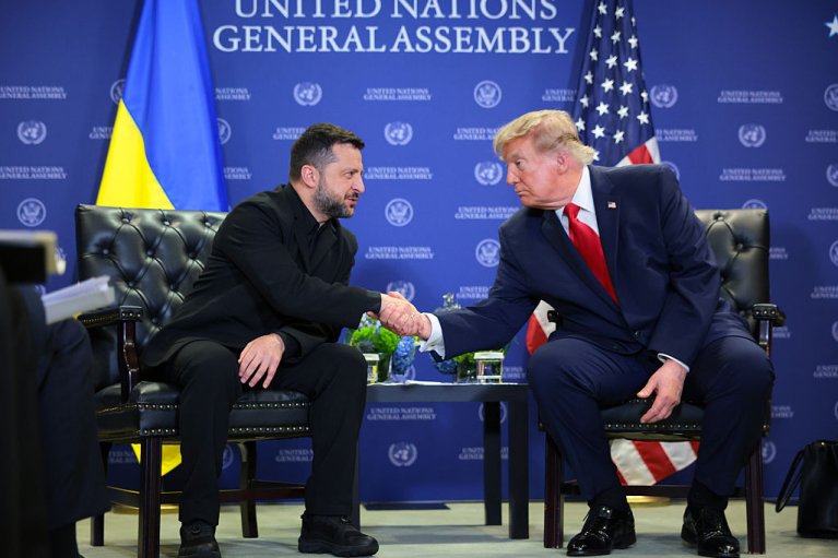 Bloomberg: Трамп просив Зеленського поїхати до Москви
