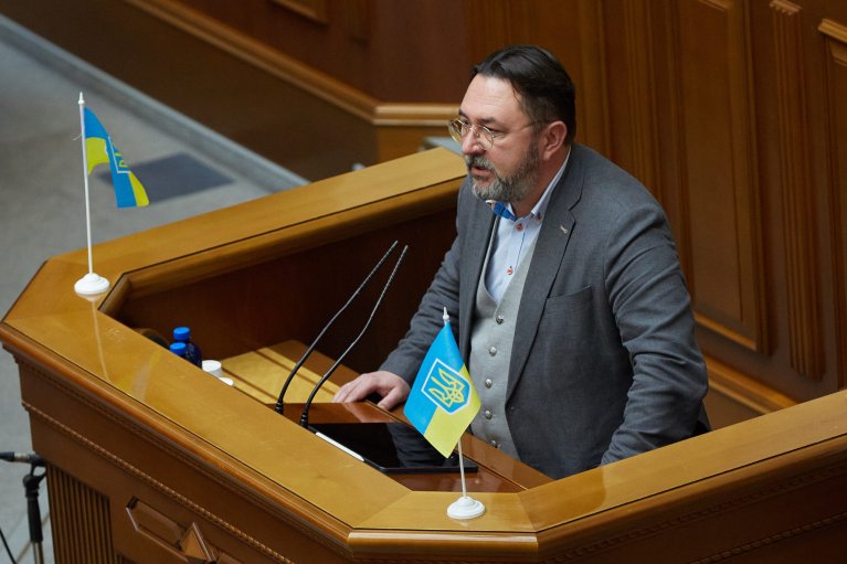 "Слуга" Потураев заявил о желании сложить мандат из-за "решений коллег"