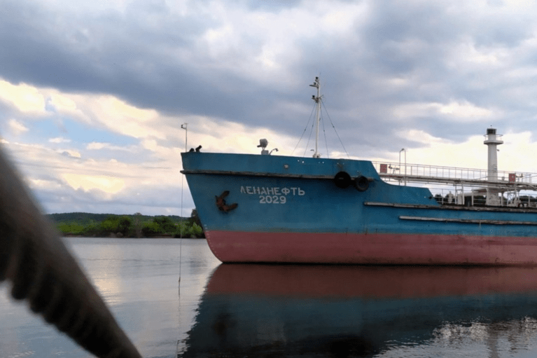 Українські морські дрони у Чорному морі потопили контейнеровоз "Росатома"