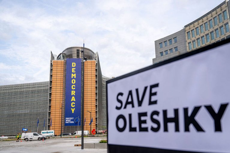 В Олешках діє двостороннє припинення вогню: гуманітарна місія розпочалася