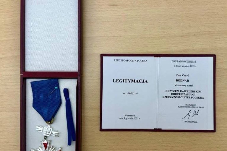 Посол Украины в Польше тоже решил вернуть свою награду