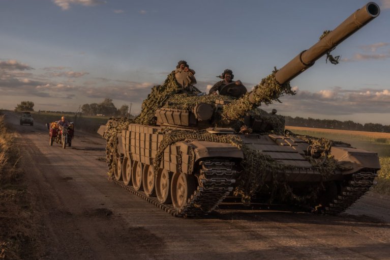 Сили оборони ліквідували 1460 російських окупантів та 28 танків за добу, — Генштаб