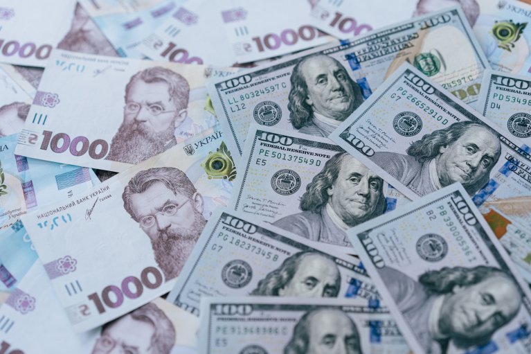 В Харькове руководитель отделения банка вместе с кассиршей украли более 4,2 млн грн, — прокуратура