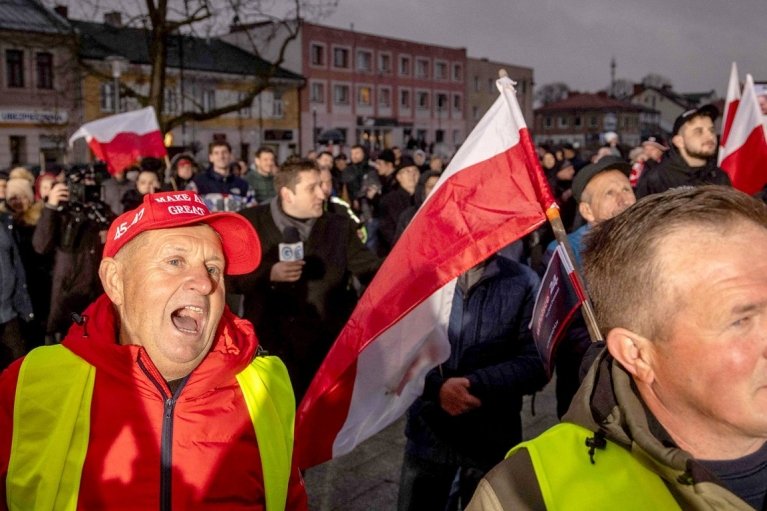 Немецкий опыт в помощь. Как Украине реагировать на украинофобскую возню в Польше
