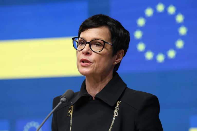 Переговори про вступ України до ЄС стартують 15 червня, — єврокомісарка