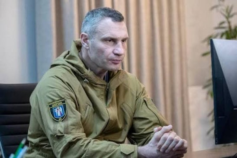 Кличко рассказал о совместной работе с Сырским во время обороны Киева и поблагодарил генерала