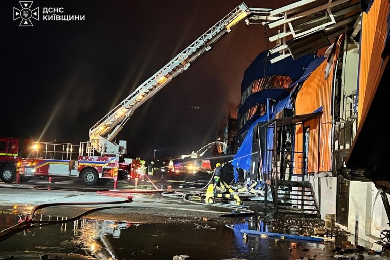 Во время ночной атаки на Киевщину погибли 14 человек, пострадали более 20, — ГСЧС (ФОТО)