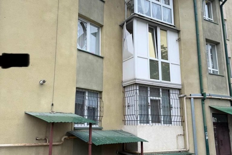 Вражеская атака на Франковщину: есть повреждения и пострадавший