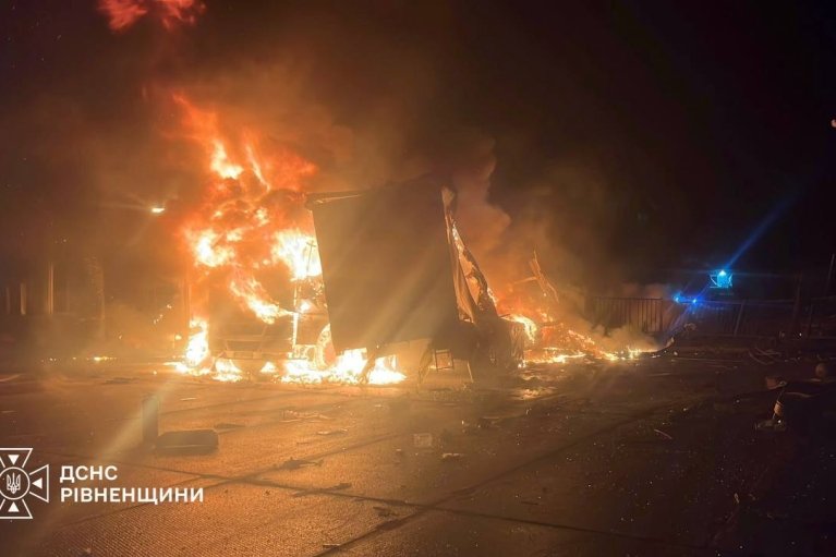 Росіяни вдарили по підприємству на Рівненщині. Загинув чоловік