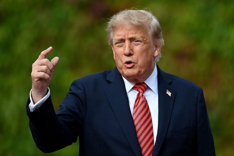 Еще будут дроны и снайперы: Трамп дополнил проект триумфальной арки в Вашингтоне