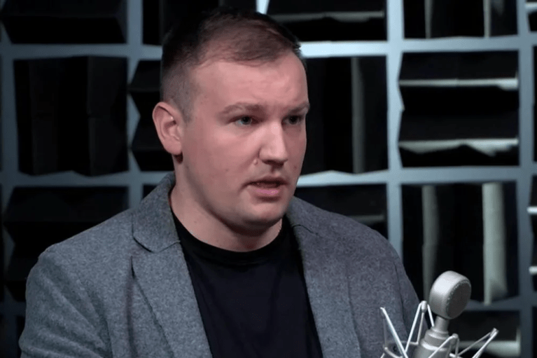Черногория выдворит Z-пропагандиста и основателя канала "Рыбарь"