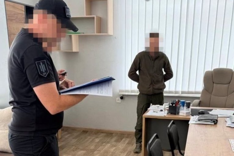 Знімали з розшуку за $2,5 тисячі: ДБР доповіло про перші результати обшуків у ТЦК
