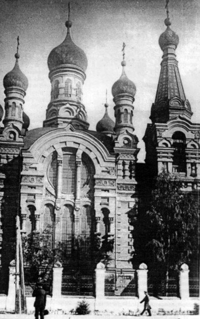 Церква Св. Іллі. Київ, у 1919 році — вул. Безаківська (нині — С.Петлюри, 29). Архітектор Є. Єрмаков. Храм зруйновано на початку 1930-х. Фото 1919 року