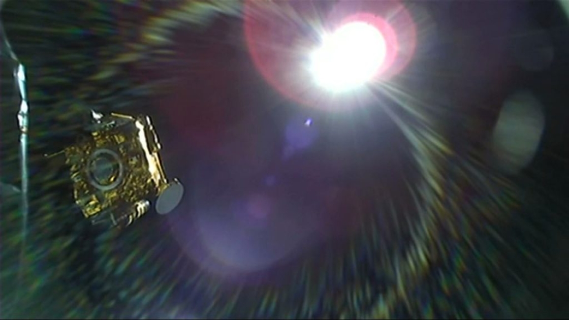 Момент отделения DART от второй ступени Falcon 9 и начало самостоятельного полета. Фото: NASA