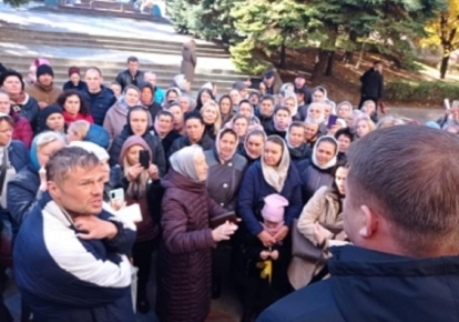 В Ровно православных антивакцинаторов пригласили на экскурсию в COVID-палаты