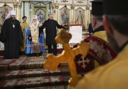 Петро Порошенко і Філарет привезли Томос про автокефалію в Луцьк. Фото: УНІАН