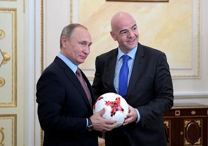Президент Росії Володимир Путін та президент ФІФА Джанні Інфантіно