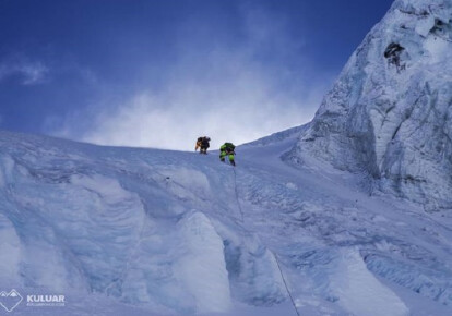 Українські альпіністи під час підйому на Еверест в травні 2018-го