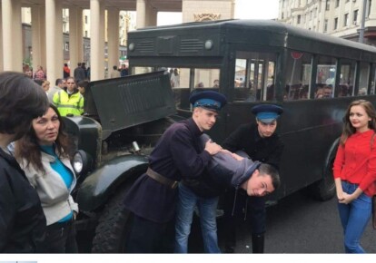 Забави москвичів у День міста показали явно ностальгічне ставлення до радянського репресивного апарату