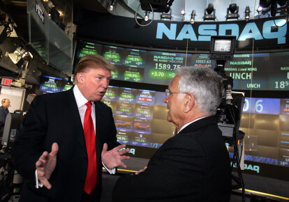 Дональд Трапм и Френк Зарб, экс-глава NASDAQ. Фото: trvlclub.ru