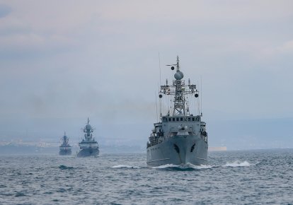 Вражеские военные корабли