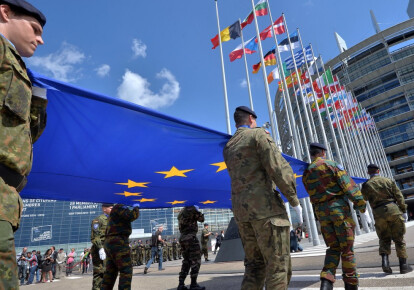 Президент Франції Емманюель Макрон закликав створити армію ЄС