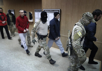 Міжнародний трибунал з морського права може вже в травні прийняти рішення про вимогу до Росії негайно звільнити 24 військовополонених українських моряків. Фото: ЕРА