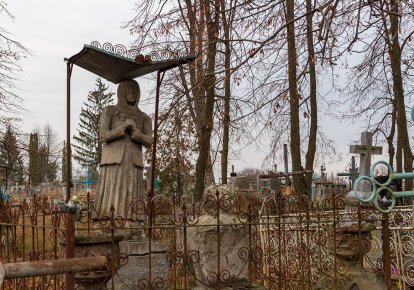 Пам'ятник на могилі, кладовище Купина (Хмельницька область)