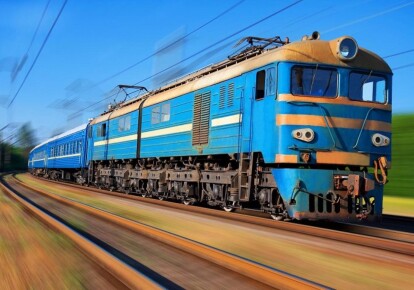 С 28 марта поезда по Украине будут курсировать по летнему времени