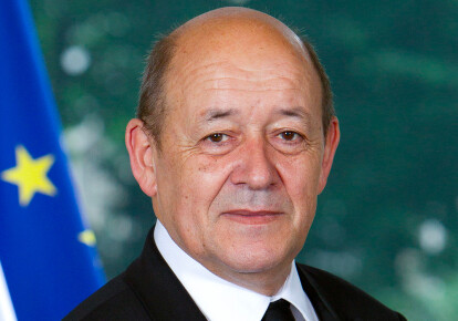 Министр иностранных дел Франции Жан-Ив Ле Дриан;