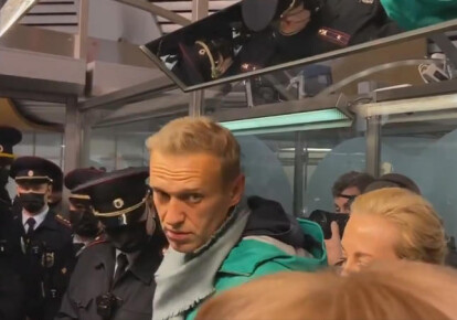 Алексей Навальный вернулся в Россию и был задержан в аэропорту