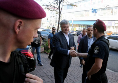 Петро Порошенко прибув на допит в Державне бюро розслідувань. Фото: УНІАН