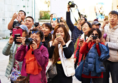 Безвиз для китайских туристов вводится на период с 1 августа по 31 января 2021 года / Shutterstock