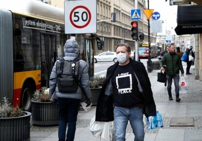 В Польше ослаблены противоэпидемические мероприятия, введенные из-за пандемии коронавируса