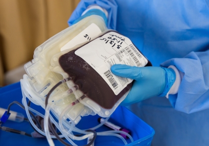 Киевские медики просят не идти в центры сдачи крови, а зарегистрироваться онлайн