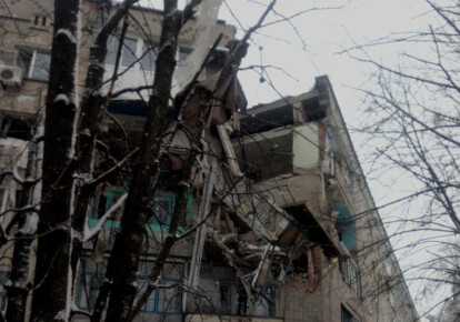 В результаті вибуху в житловому п'ятиповерховому будинку в Фастові Київської області відбулося обвалення декількох поверхів