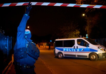 Поліція на місці вбивства вчителя у Франції