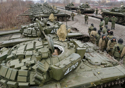 Вооруженные силы России начали перебрасывать войска в регионы, граничащие с Украиной / realist.online