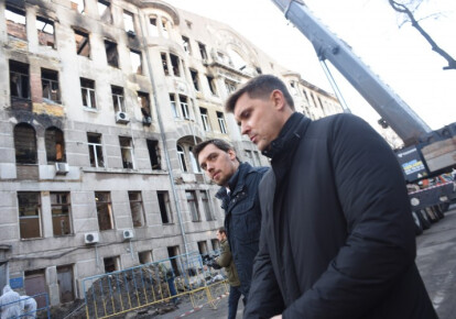 Кабмін виділив 200 тисяч сім'ям загиблих при пожежі в Одеському коледжі