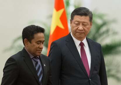 Президент Мальдивской республики Абдулла Ямин и председатель КНР Си Цзиньпин. Фото: EPA/UPG