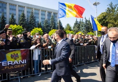Владимир Зеленский в Кишиневе принял участие в торжествах и военном параде по случаю Дня Независимости Республики Молдова