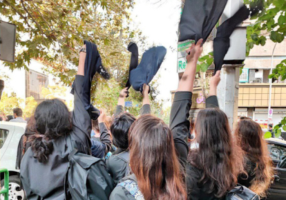Протест школярок в Ірані