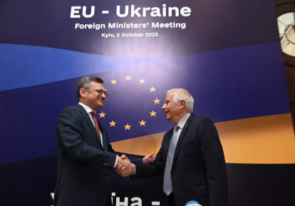 Министр иностранных дел Украины Дмитрий Кулеба и высокий представитель ЕС по иностранным делам и политике безопасности Жозеп Боррель