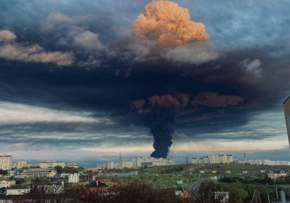 Севастополь, горит нефтебаза