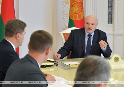 Олександр Лукашенко на нараді 14 серпня