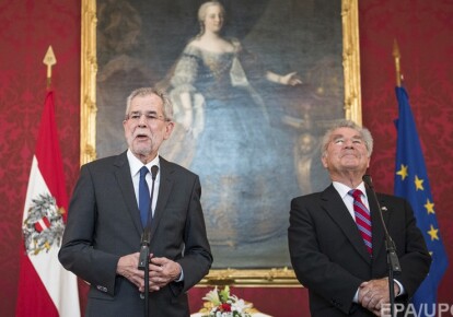 Новоизбранный президент Австрии Александр Ван дер Беллен и президент Австрии Хайнц Фишер
